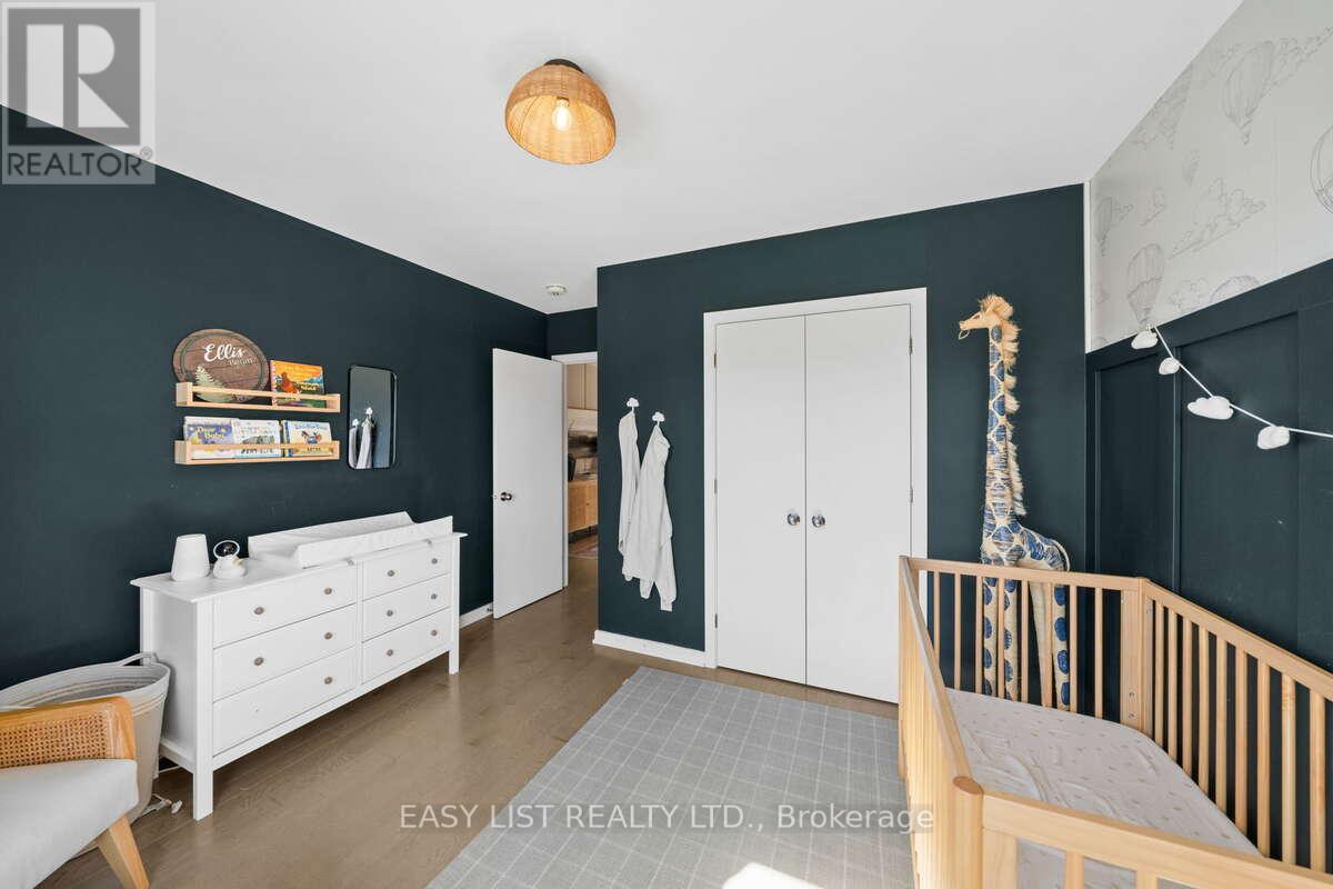 775 Carnelian Crescent — photo 32