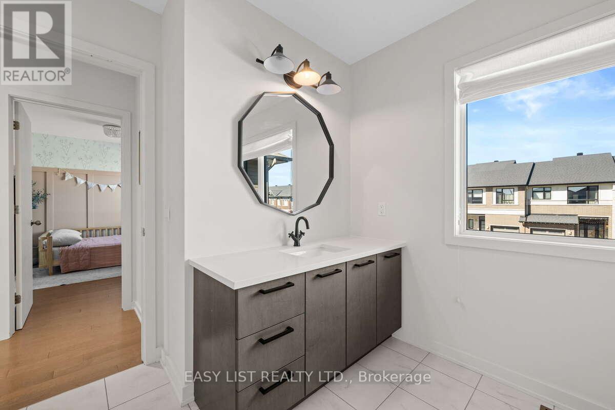 775 Carnelian Crescent — photo 37