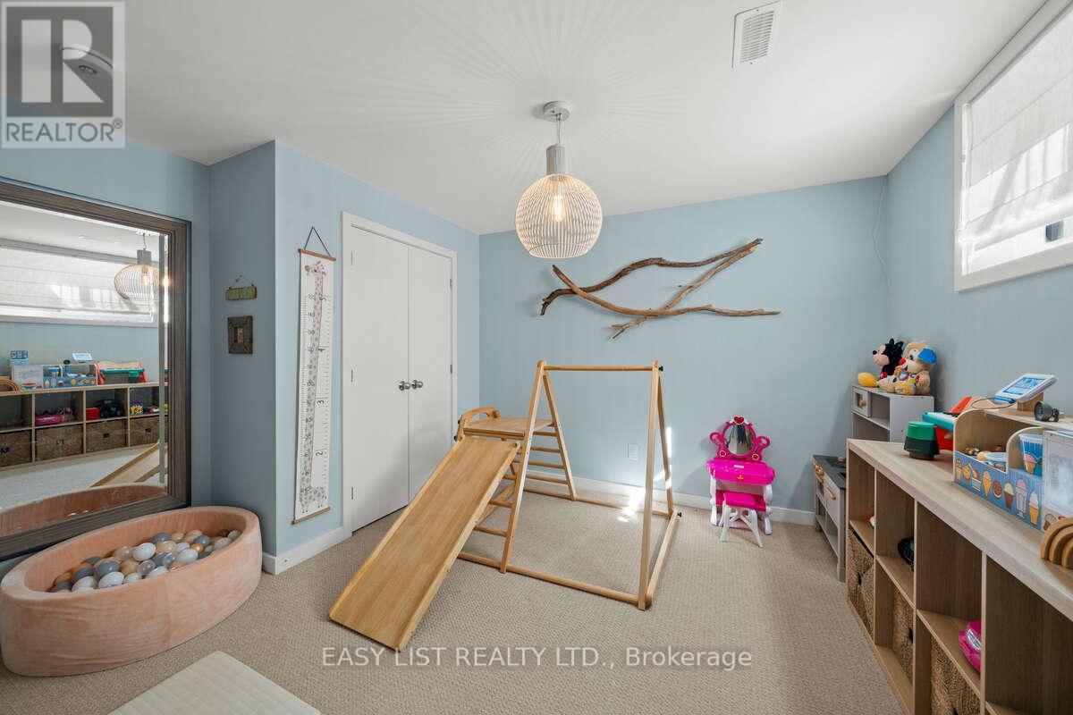 775 Carnelian Crescent — photo 43