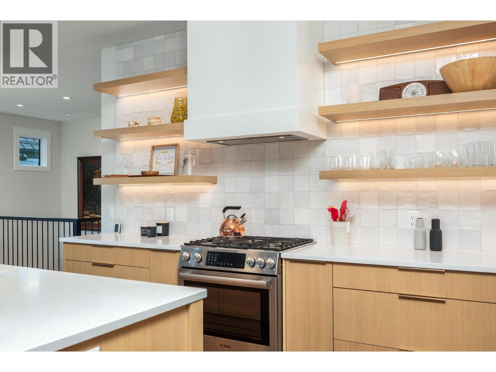 149 Diamond Way, Vernon