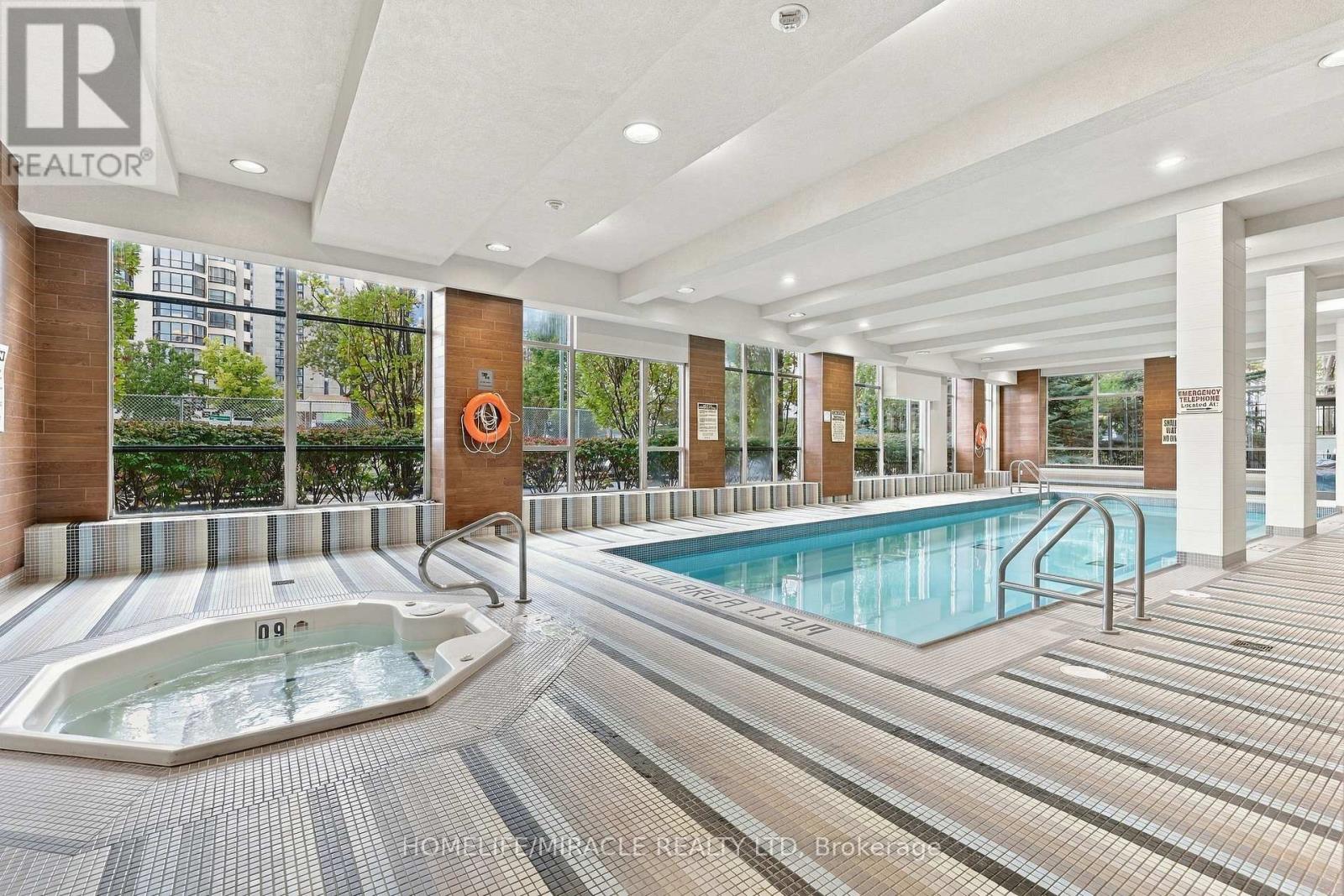35 Hollywood Avenue — photo 20