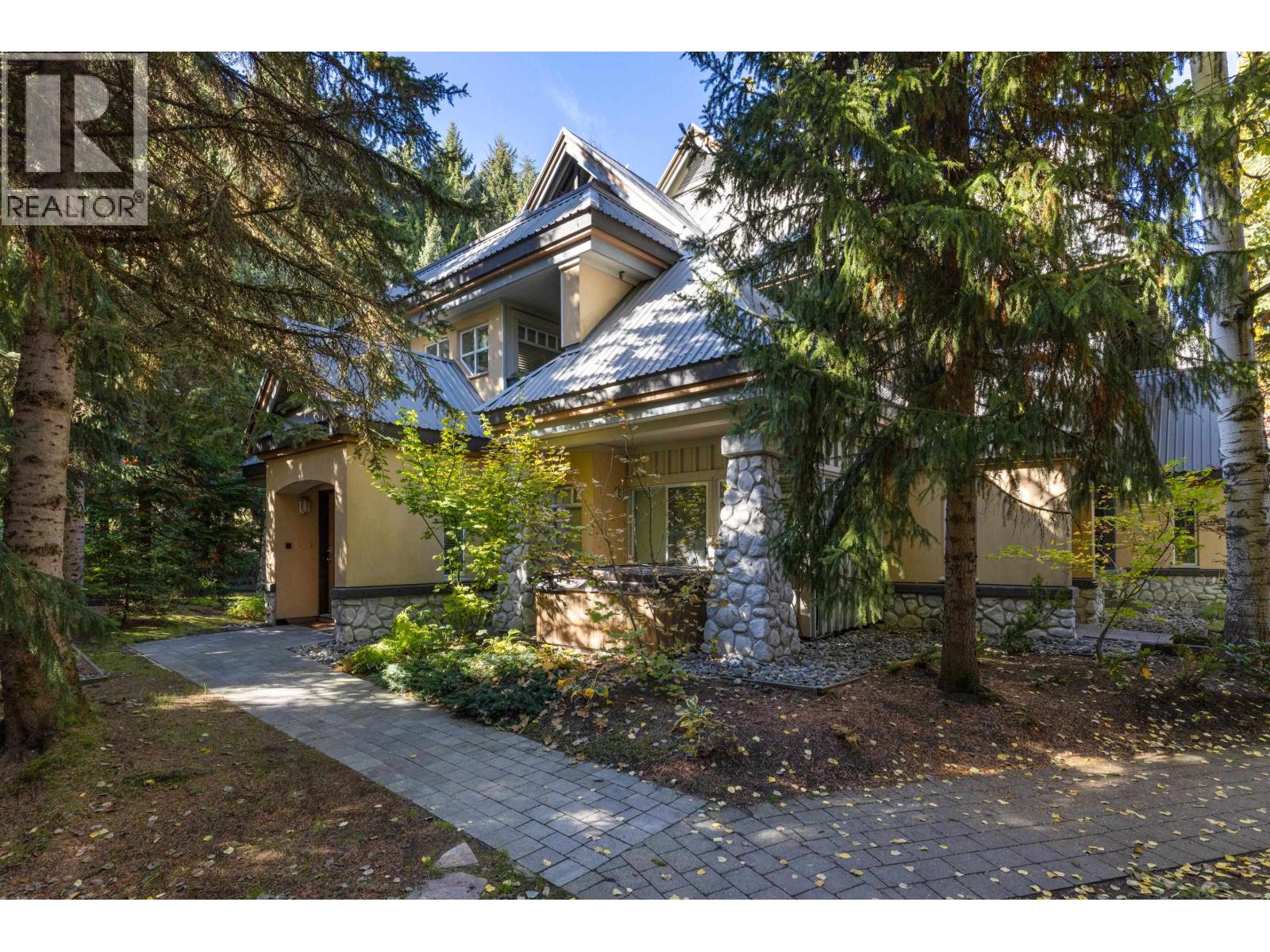 Photo of 25 4335 NORTHLANDS BOULEVARD 24