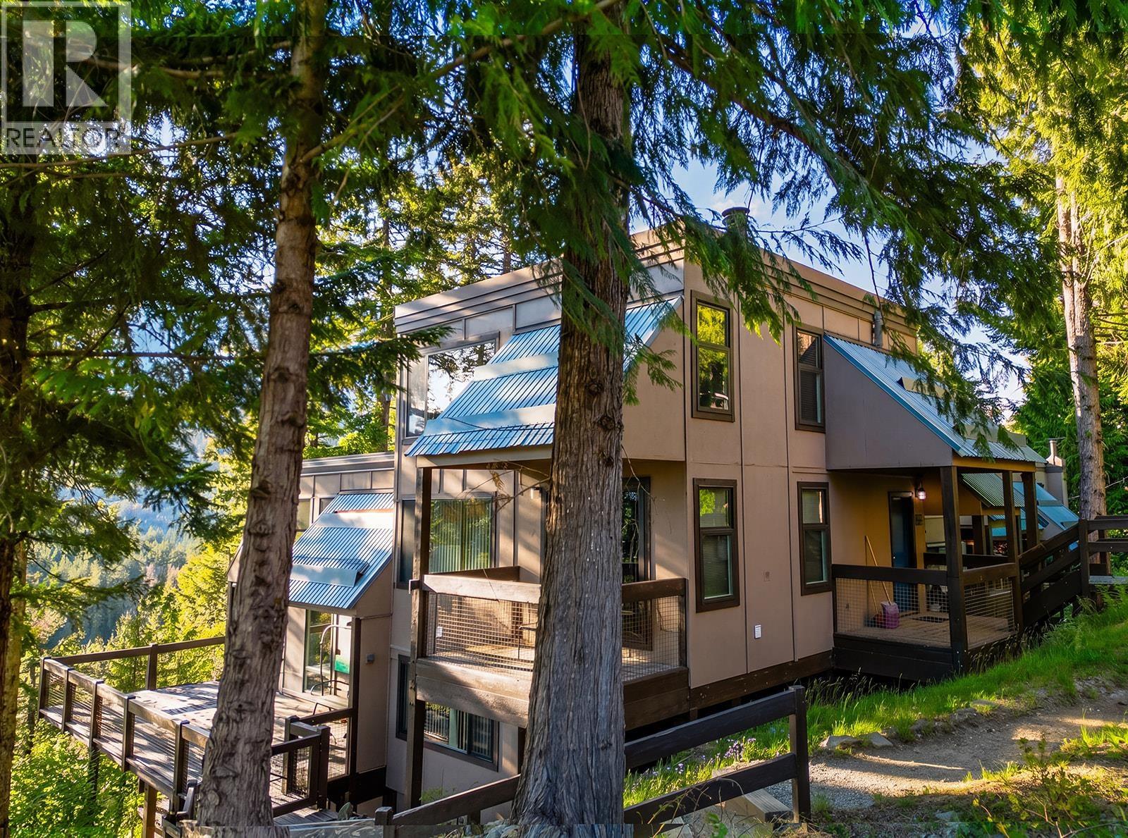 15 2400 CAVENDISH WAY, Whistler