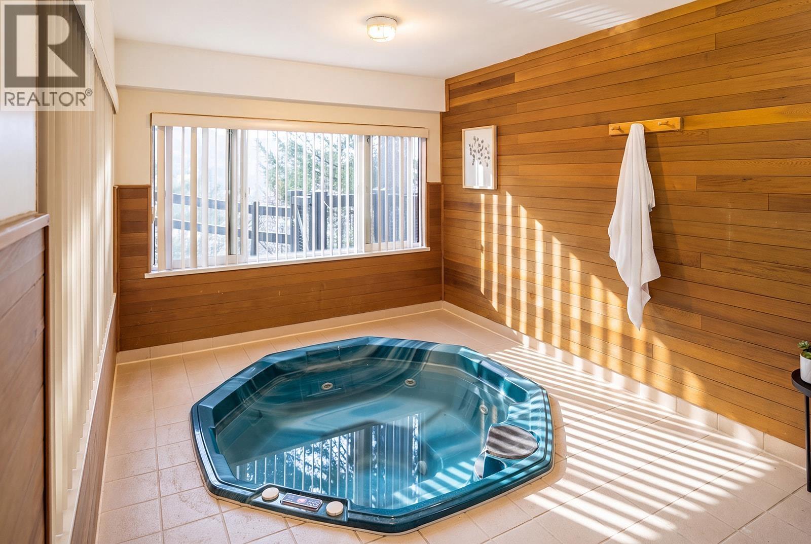 15 2400 CAVENDISH WAY, Whistler - Image 1