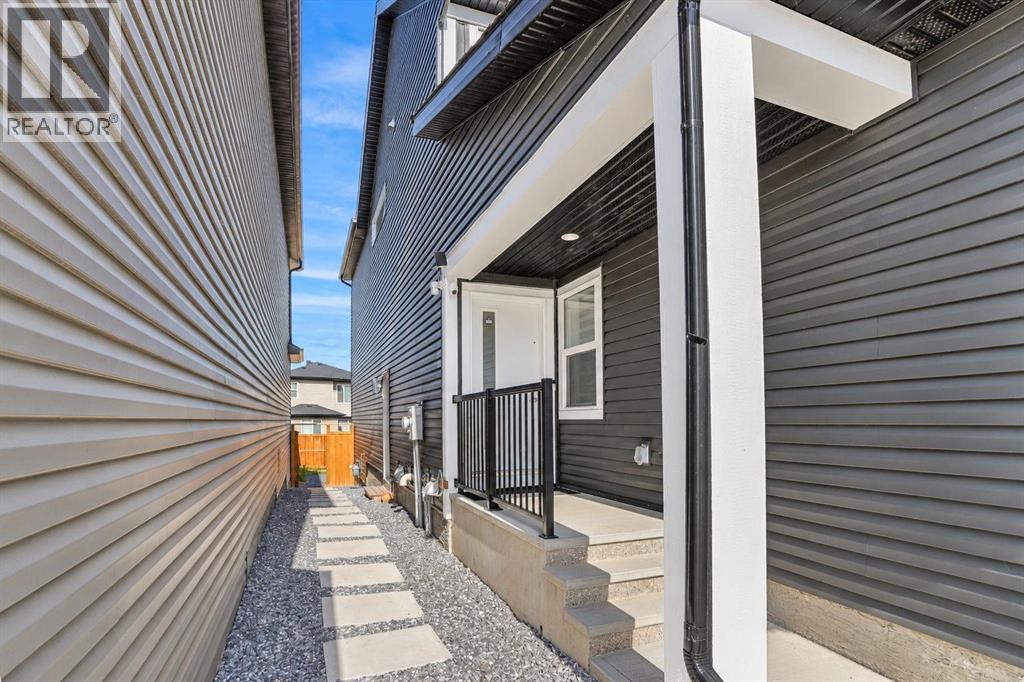 314 Corner Meadows Way NE - 4