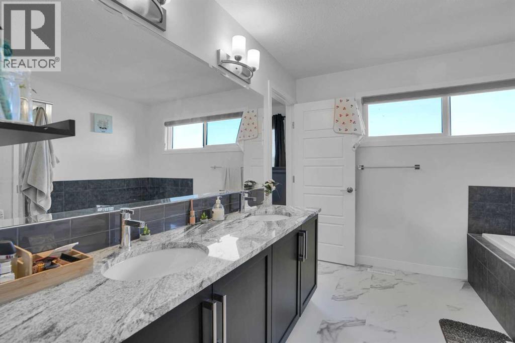 314 Corner Meadows Way NE - 42