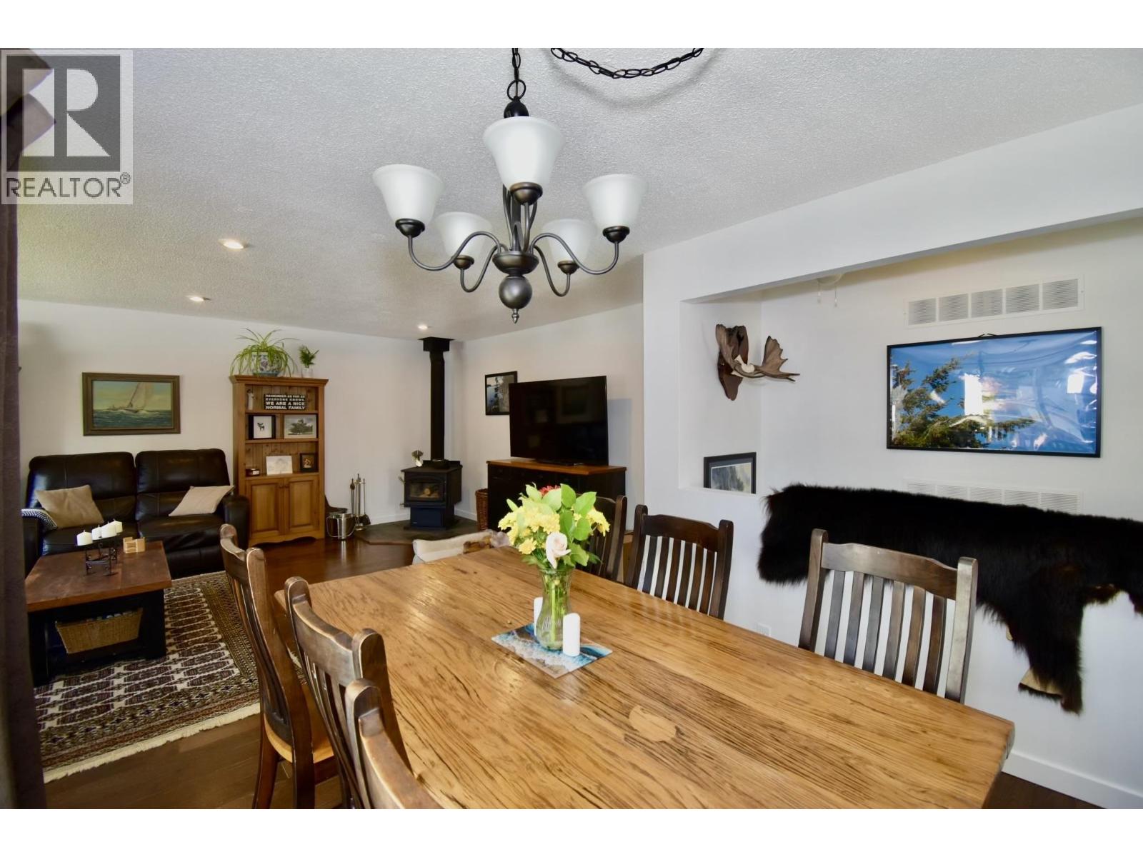 1822 HALL ROAD, Sechelt