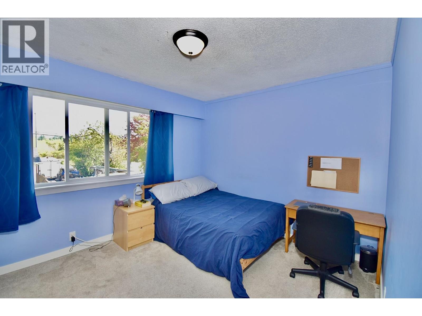 1822 HALL ROAD, Sechelt