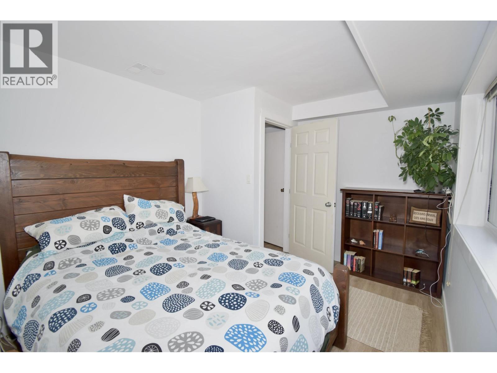 1822 HALL ROAD, Sechelt