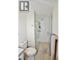 1822 Hall Road, Sechelt, BC V7Z0A9 Photo 21
