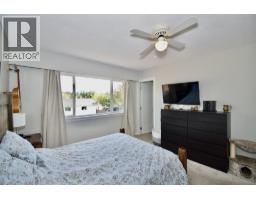 1822 Hall Road, Sechelt, BC V7Z0A9 Photo 22