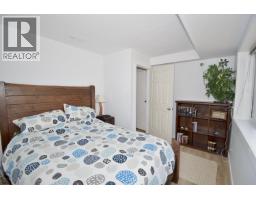 1822 Hall Road, Sechelt, BC V7Z0A9 Photo 8