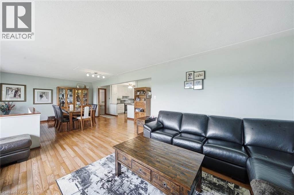 493 Allen Road — photo 8