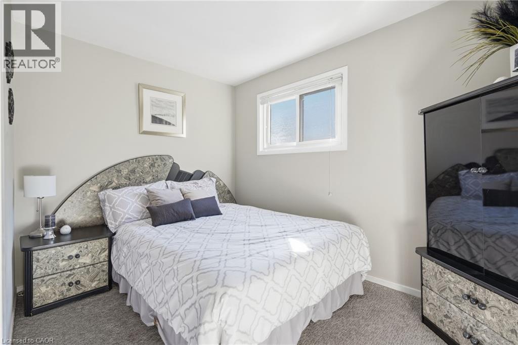 31 SHAKESPEARE Avenue - 15