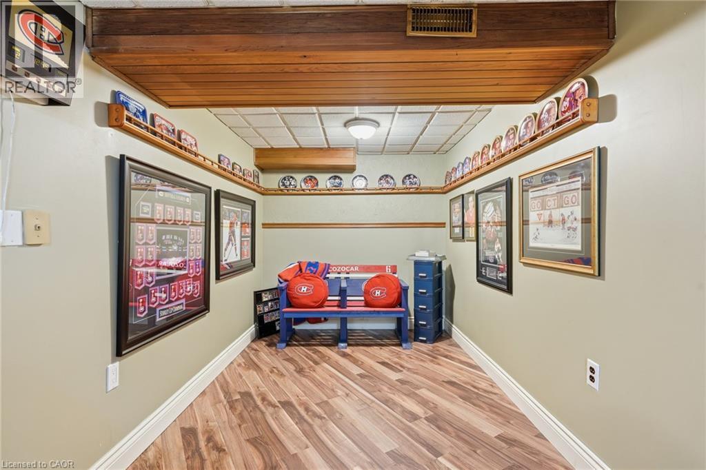 31 SHAKESPEARE Avenue - 22
