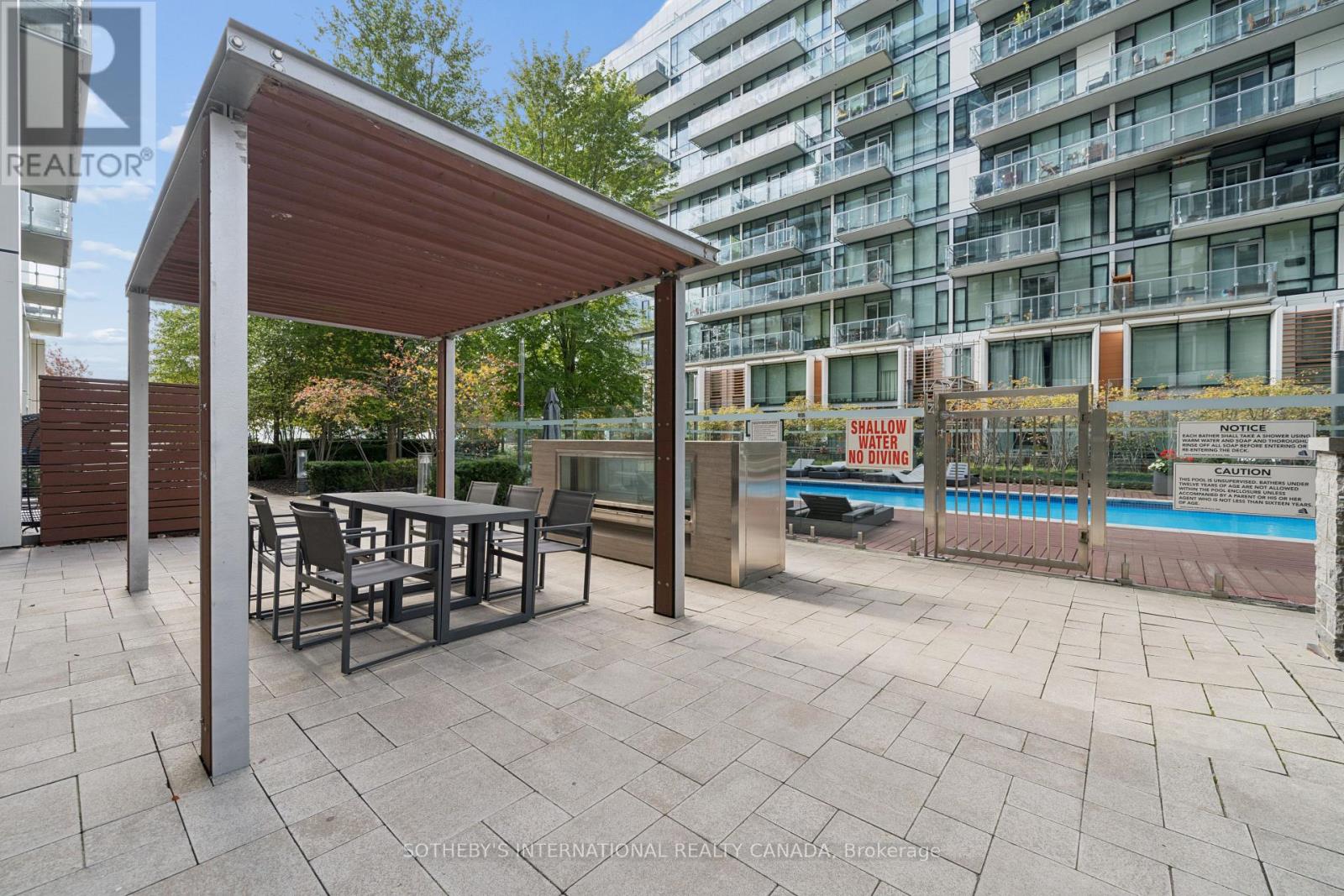 39 Queens Quay East — photo 44