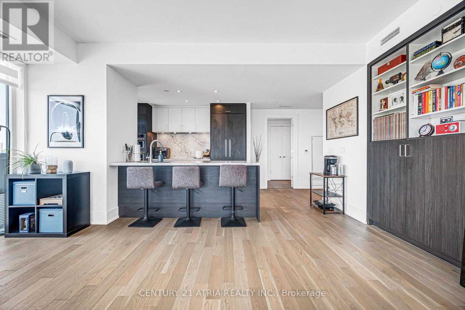 1219- 25 ADRA GRADO Way, Toronto, ON