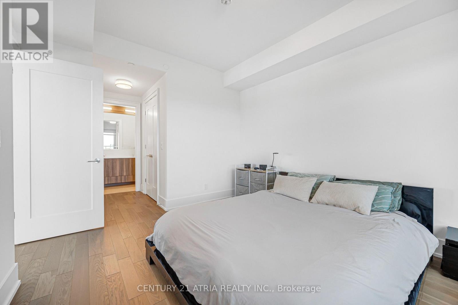 1219- 25 ADRA GRADO Way, Toronto, ON photo 32