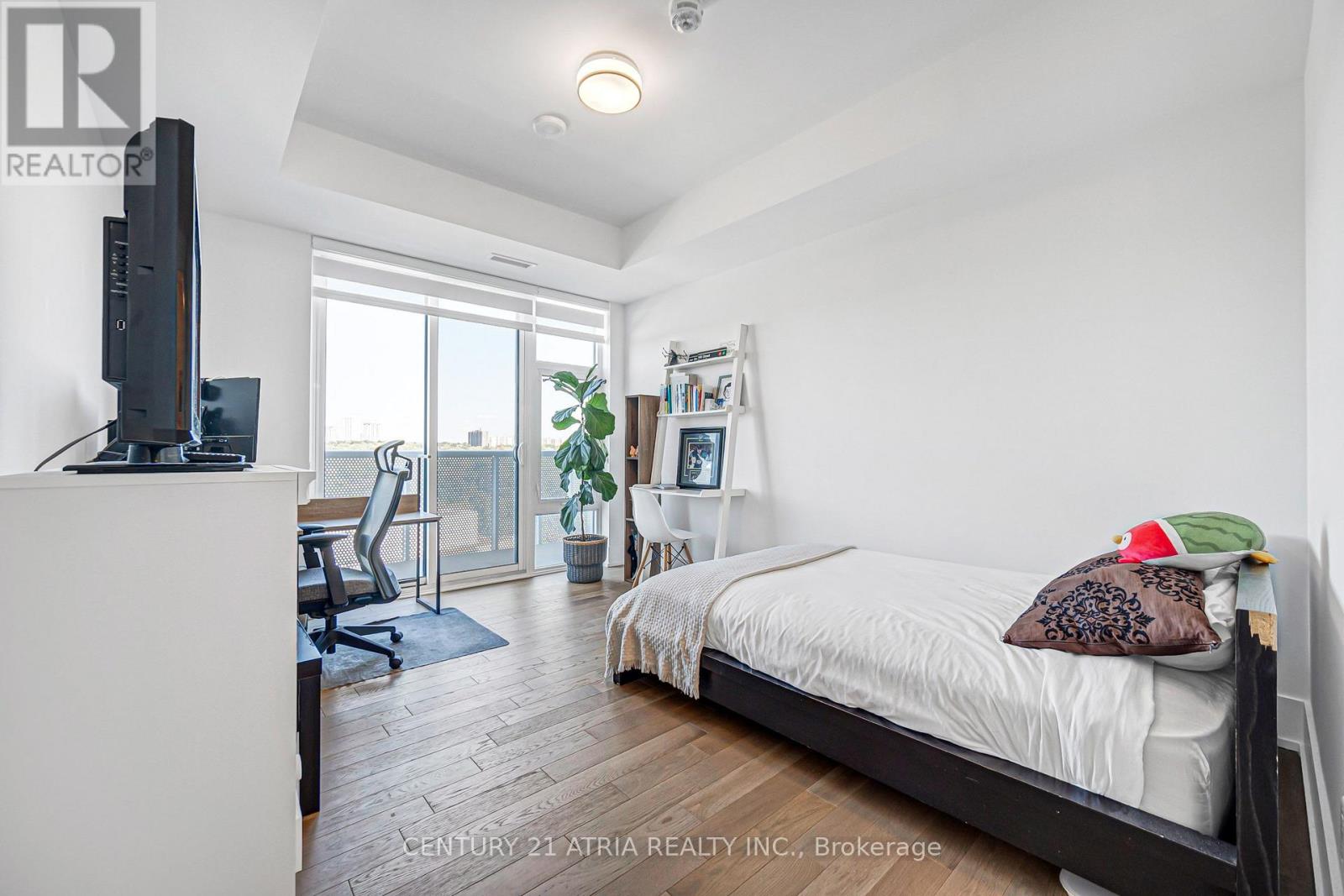 1219- 25 ADRA GRADO Way, Toronto, ON photo 7