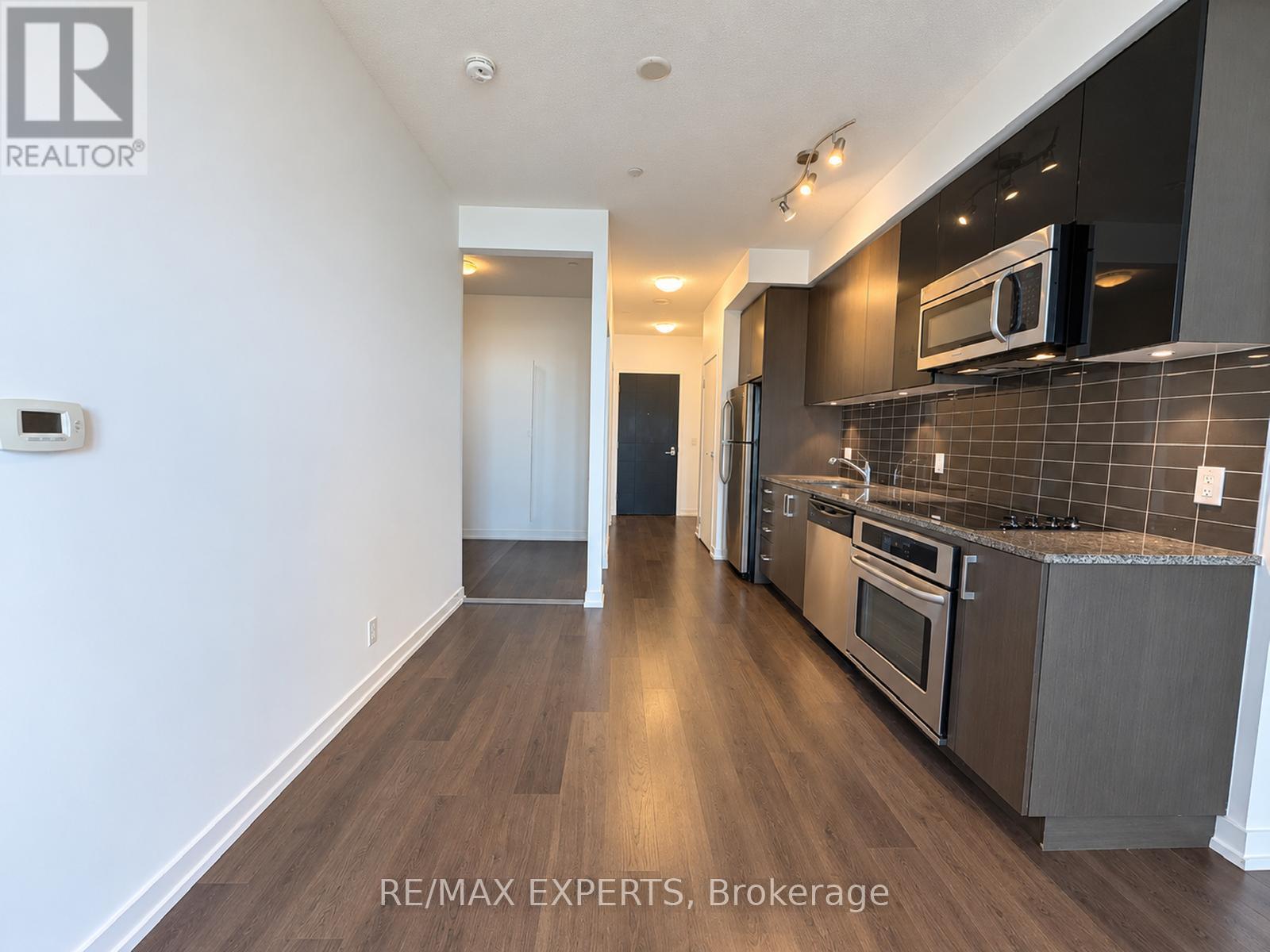 721- 98 Lillian Street, Toronto, ON photo 12
