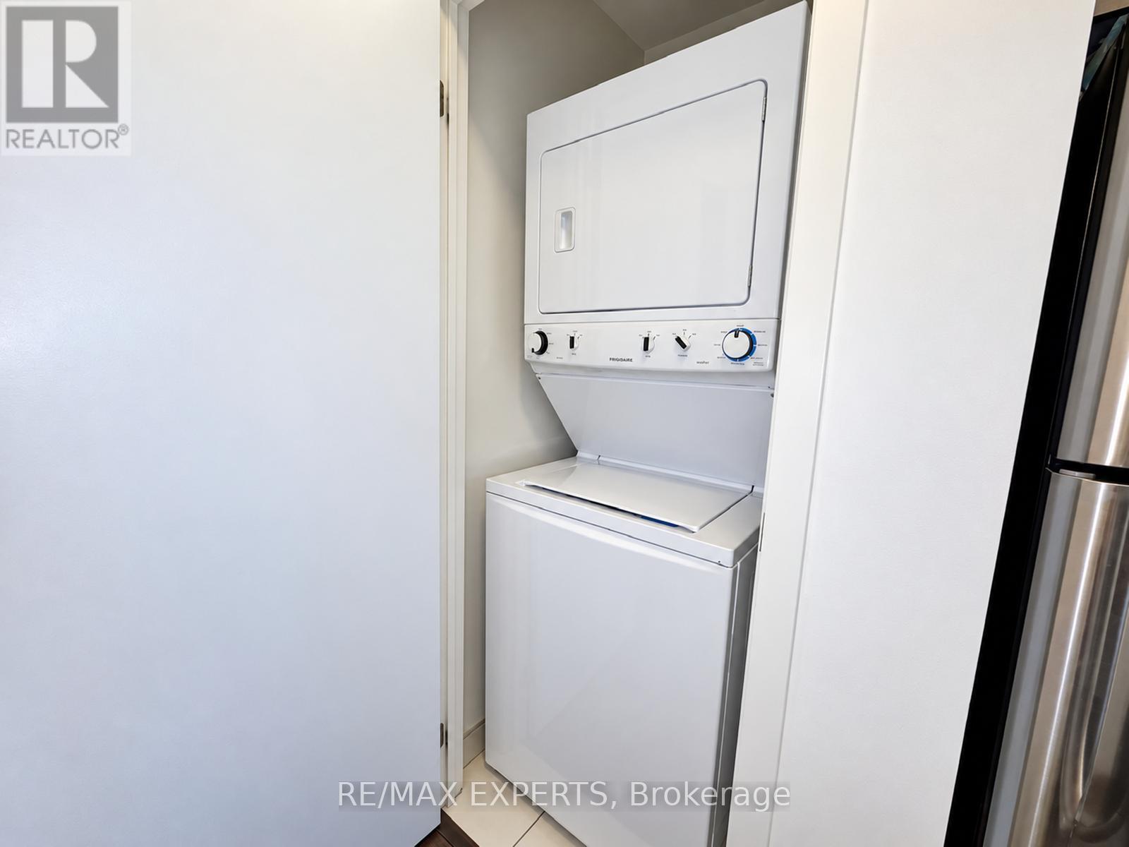 721- 98 Lillian Street, Toronto, ON photo 35