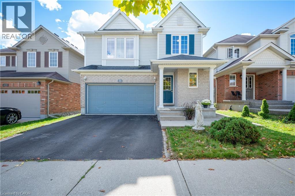 324 BEAUMONT Crescent - 1