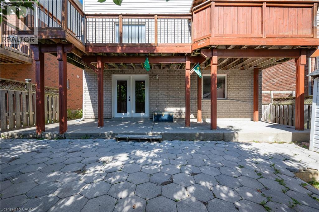 324 BEAUMONT Crescent - Image 43