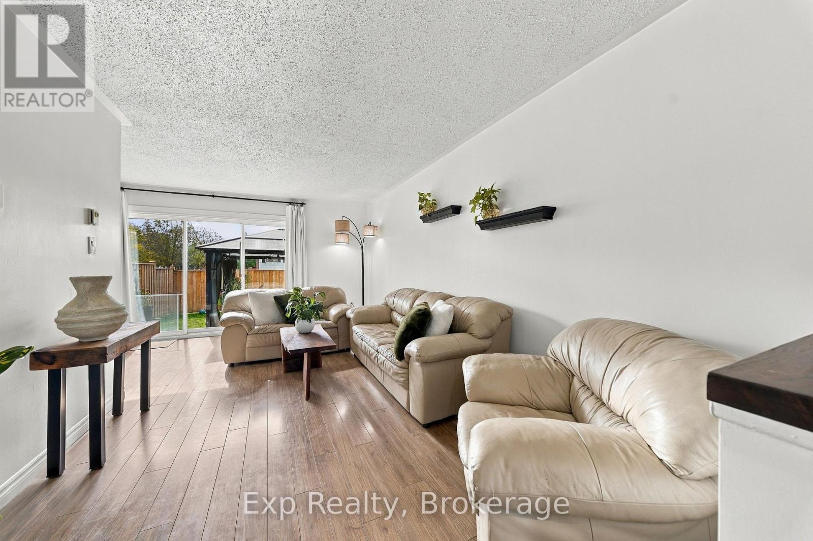 D- 50 Cascade Boulevard, Belleville, ON photo 12