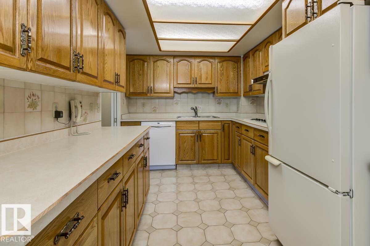 #1403 – 11503 100 Avenue NW, Wîhkwêntôwin — photo 20 of 30: Property photo