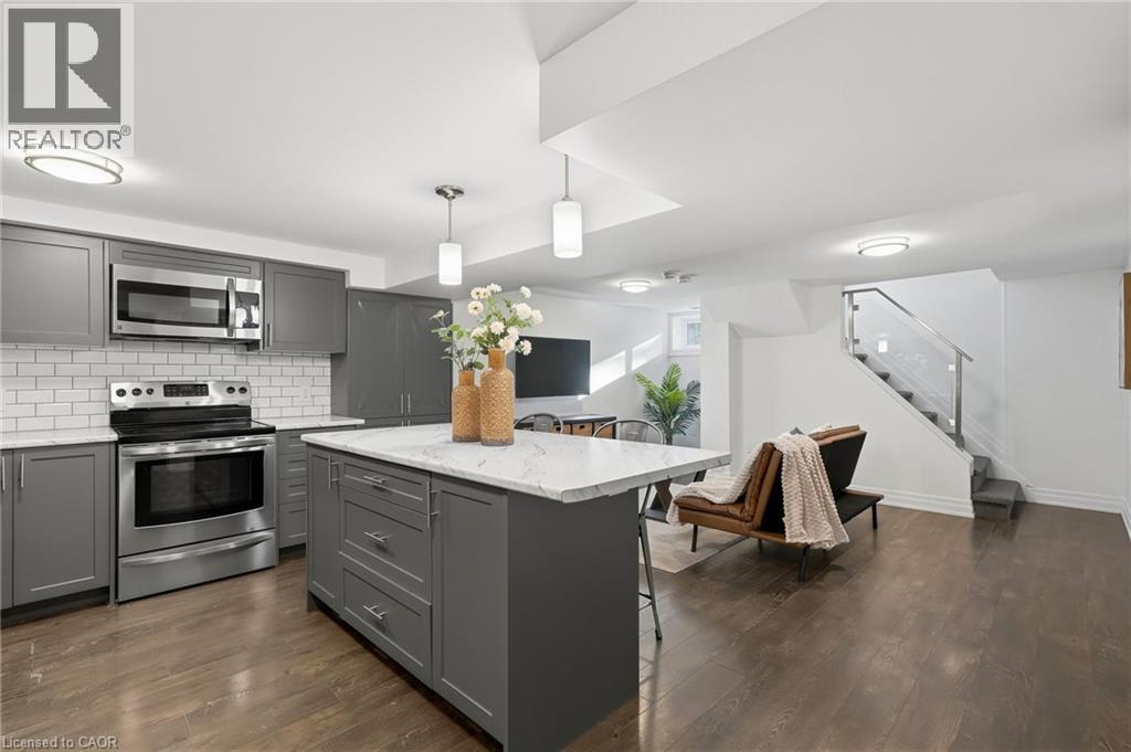 706 BRENTWOOD Drive - 34