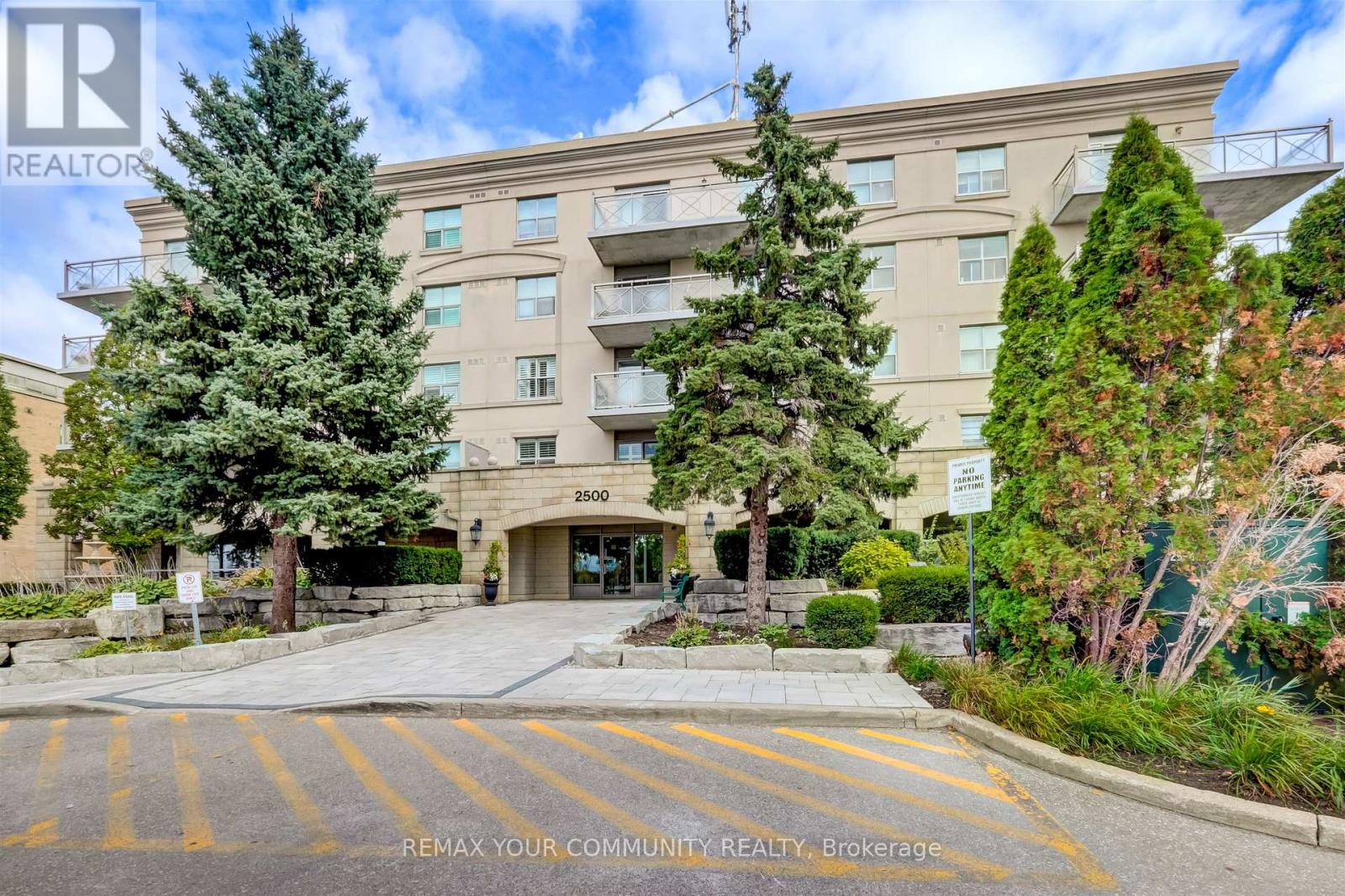 110- 2500 Rutherford Road, Vaughan, ON photo 4