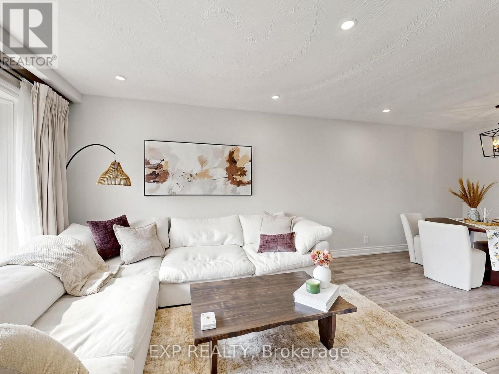 175 Penn Avenue, Newmarket, ON photo 6