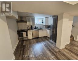 175 Penn Avenue, Newmarket, ON L3Y2S3 Photo 24
