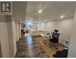 175 Penn Avenue, Newmarket, ON L3Y2S3 Photo 25