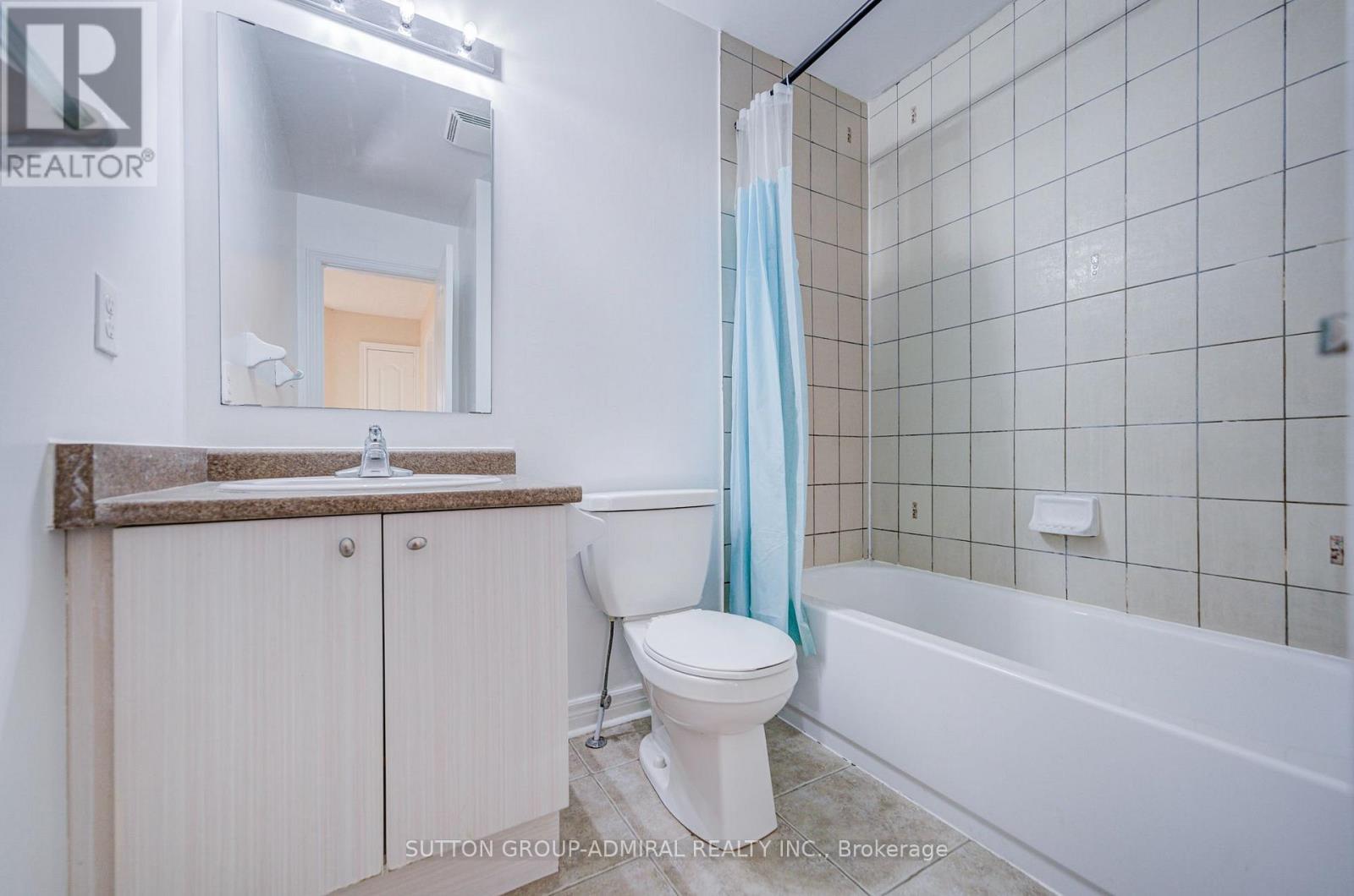 2- 15 Old Colony Road, Richmond Hill, ON photo 22