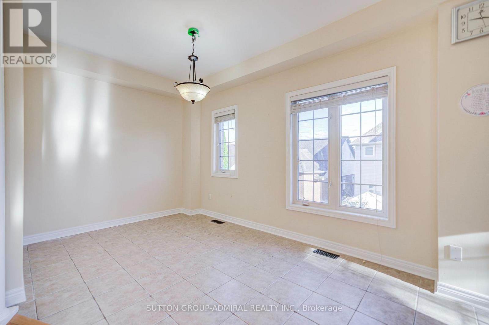 #2 15 OLD COLONY ROAD - 9