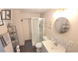 152 Coverton Close NE - photo 32