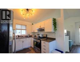 152 Coverton Close NE - photo 12