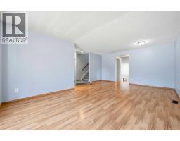 16279 5 Street SW - photo 9