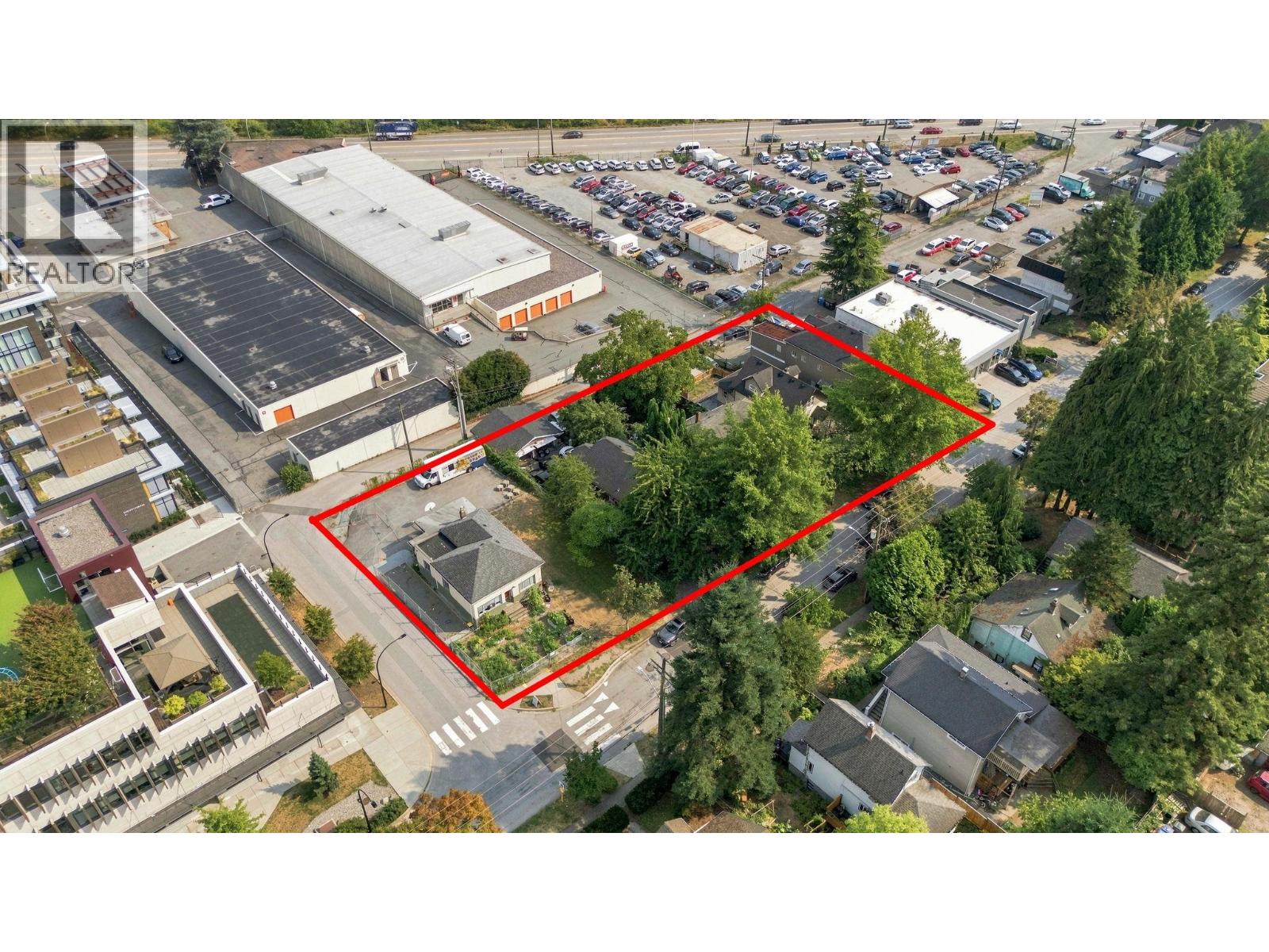 452 ROUSSEAU STREET, New Westminster - Image 1