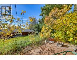 2725 9 Avenue SE - photo 6