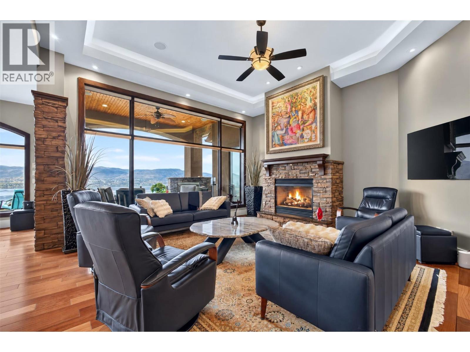 734 Marin Crescent - 6