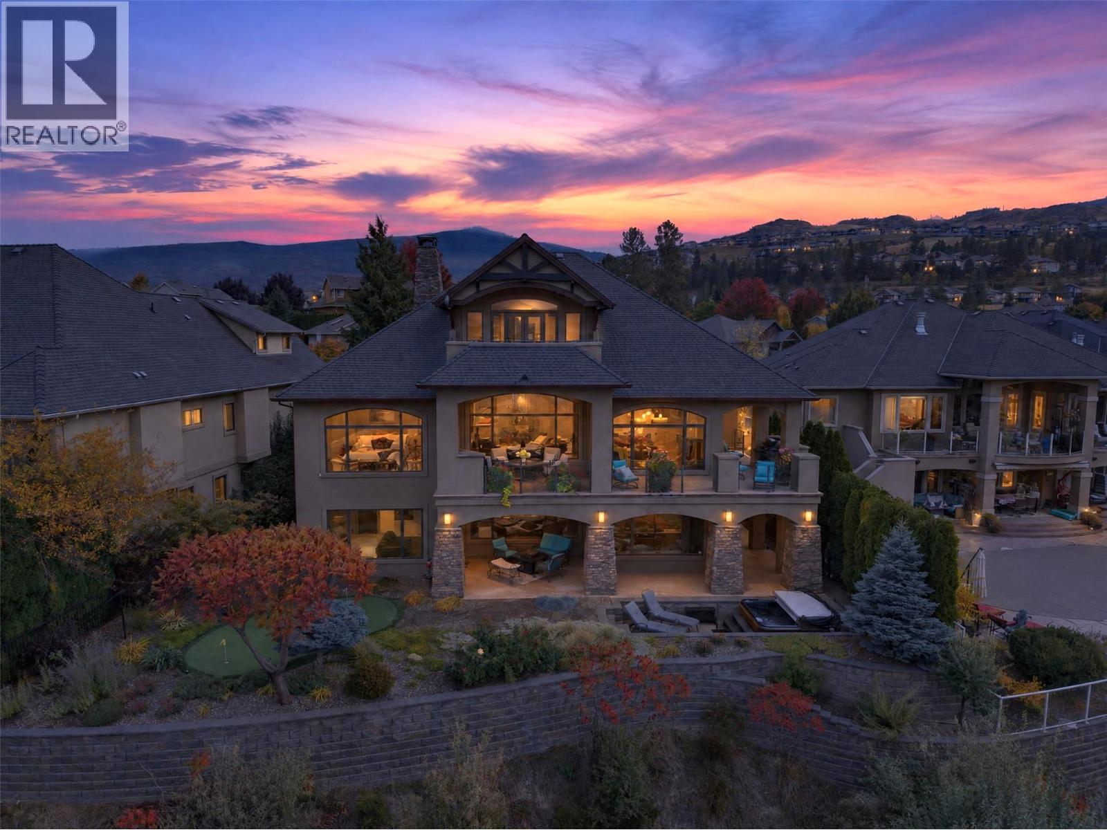 734 Marin Crescent - 2