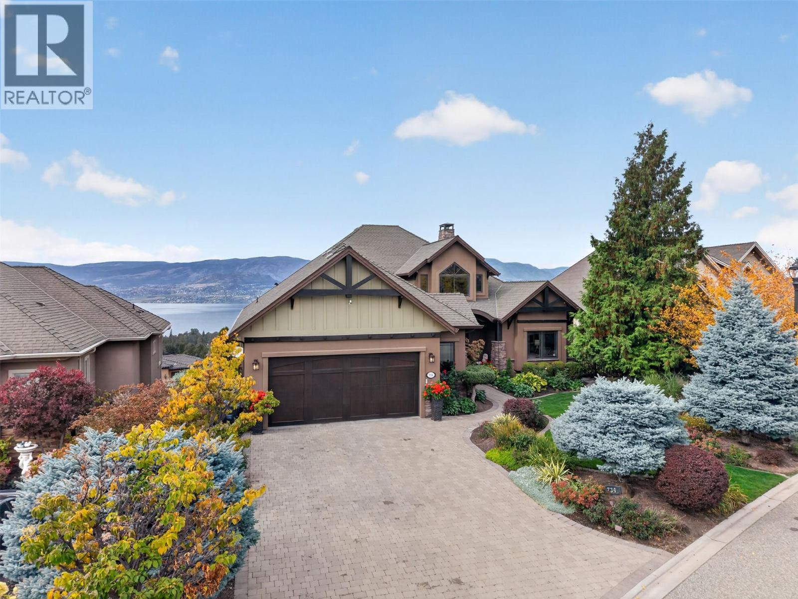 734 Marin Crescent - 3