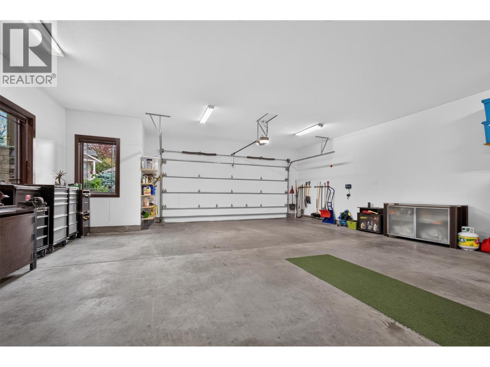 734 Marin Crescent - 73