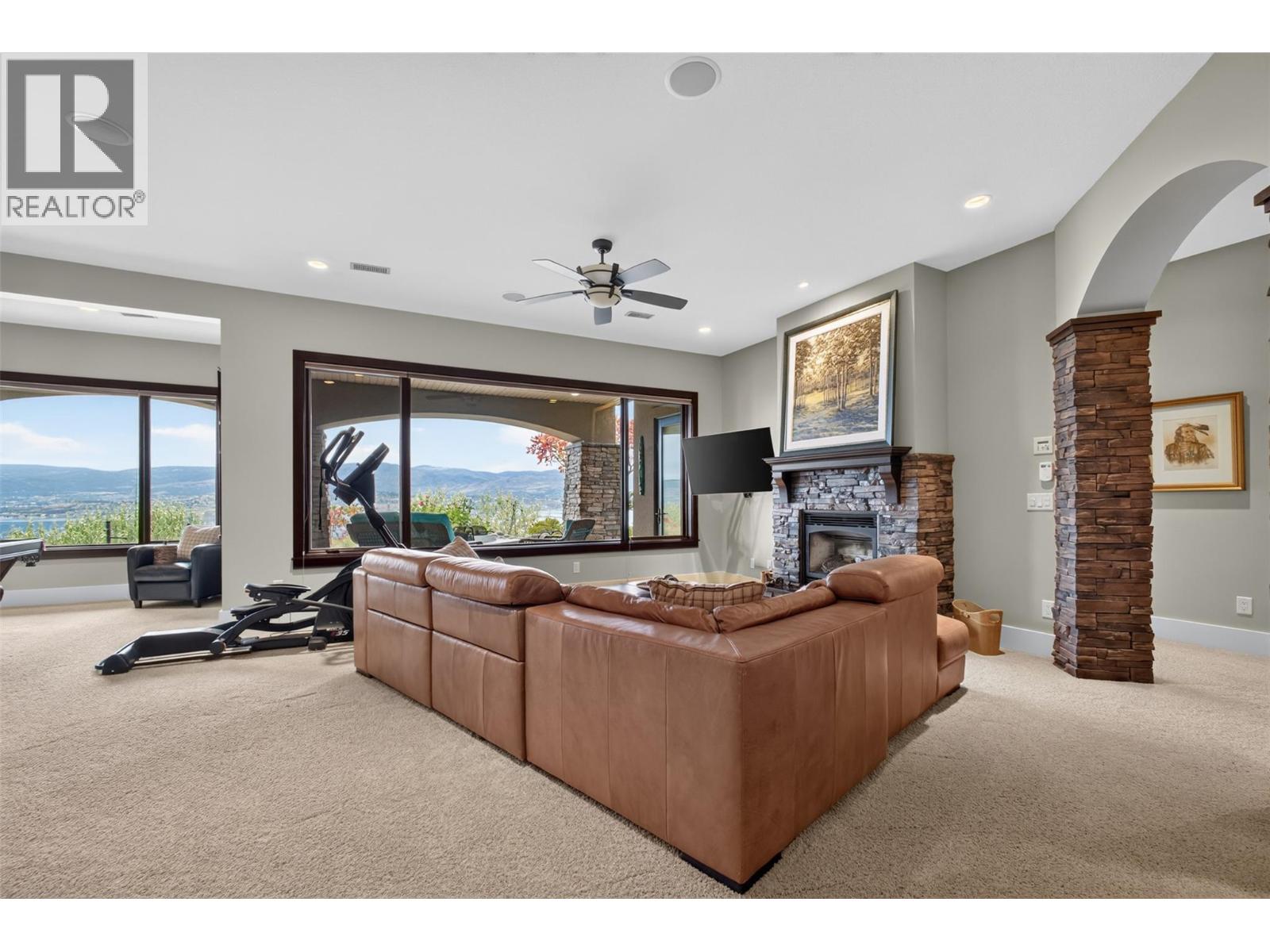 734 Marin Crescent, Kelowna