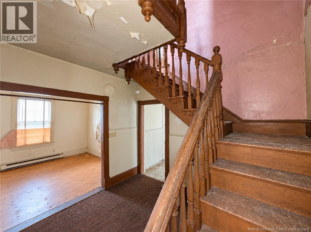 47 Highland Avenue - 11