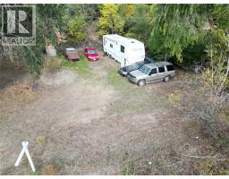 Primary Bedroom - 845 Alview Crescent, Kamloops, BC V2B6C5 Photo 9