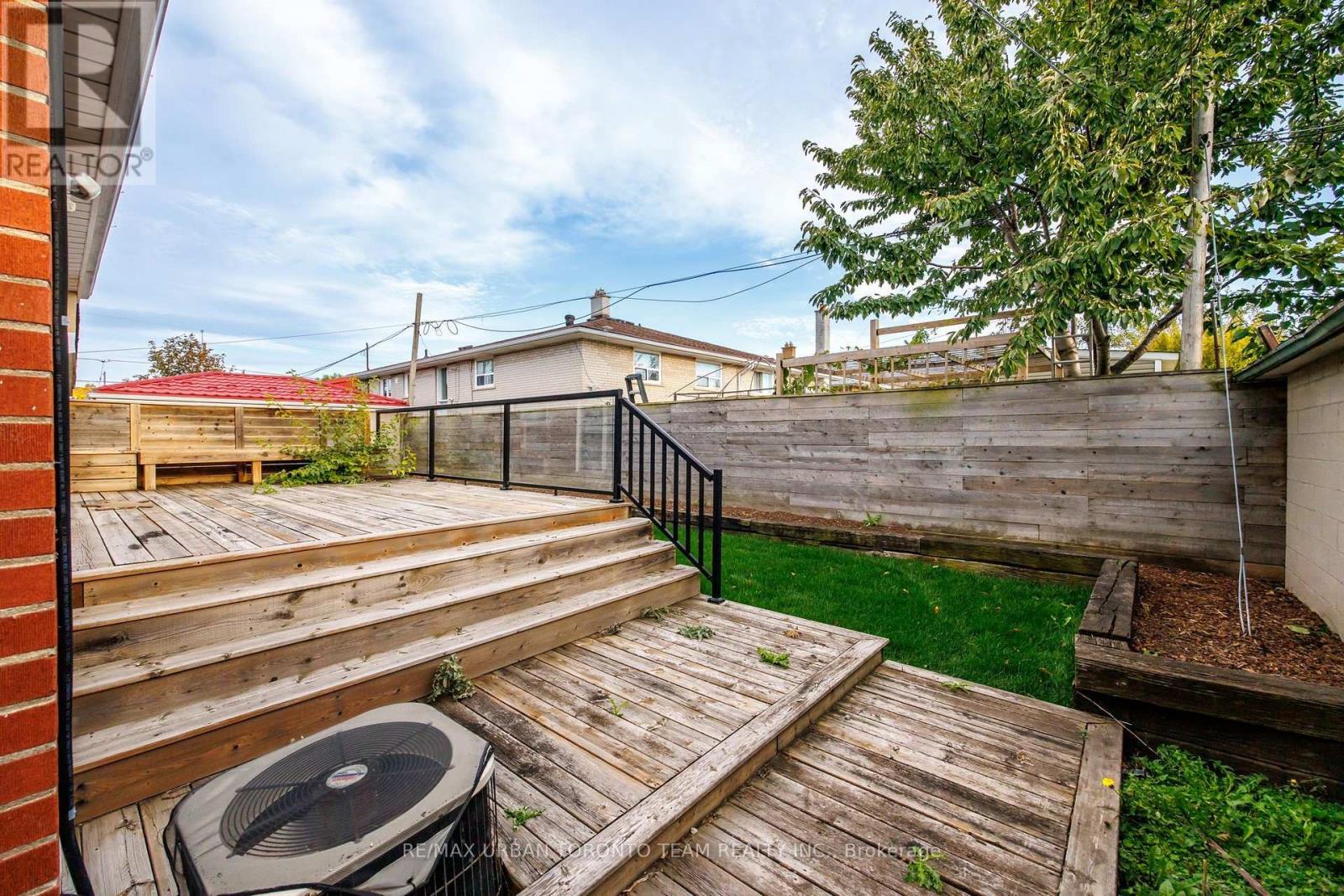 23 Wishart Place, Toronto, ON photo 36