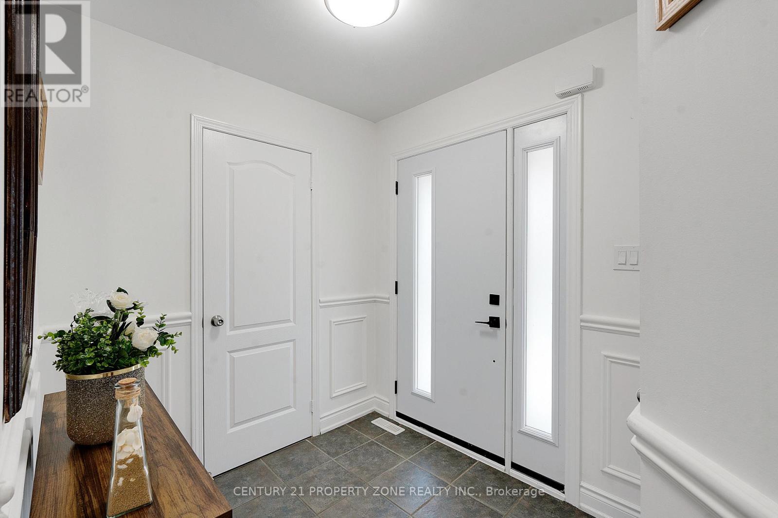 84 Tideland Drive, Brampton, ON photo 6